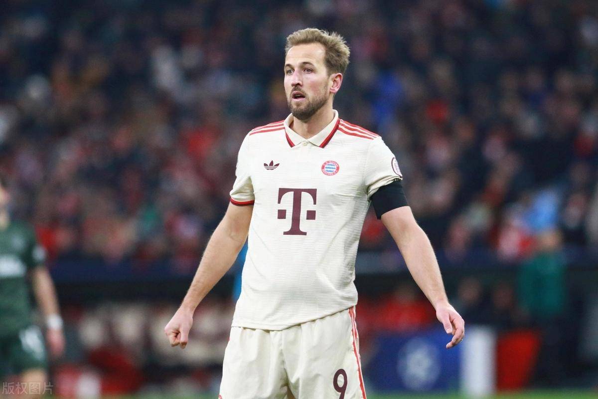 拜仁慕尼黑签下意甲射手，强化锋线实力的简单介绍