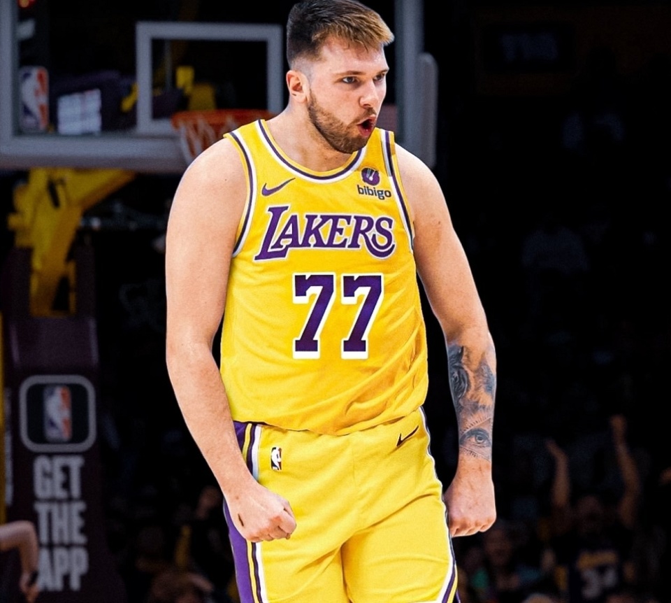 独行侠三巨头联手，绝杀战胜得分突破，东契奇冲击季后赛！